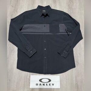 OAKLEY Men’s Black Button Down Long Sleeve Shirt - L